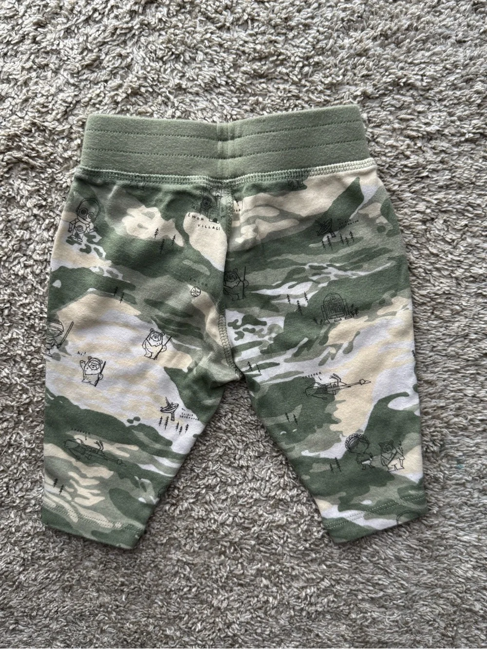Baby Gap x Star Wars Camo Outfit Set 3-6 Months Green Bodysuit Jogger Pants